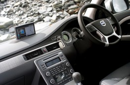 Volvo XC70 dash