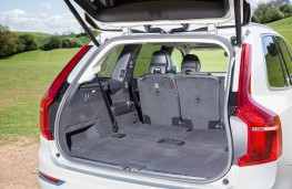Volvo XC90, boot