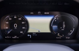 Volvo XC90 T8 Twin Engine, dash detail