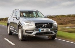 Volvo XC90 T8 Twin Engine, front action