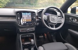 Volvo EX40 Ultra Single Motor Extended Range, 2025, interior