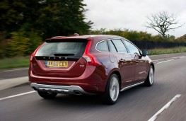 Volvo V60 SE Lux Premium, rear