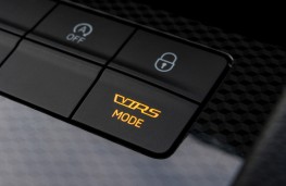 Skoda Octavia vRS 245 Estate, 2018, drive mode control