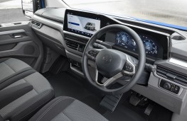 Volkswagen Transporter Panel Van Commerce Pro S, 2026, interior
