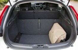 Volvo V40, boot