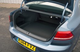 VW Passat, boot