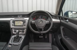 VW Passat, dashboard