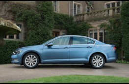 VW Passat, side static