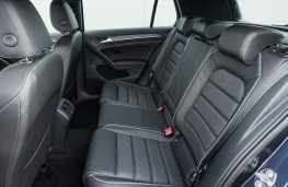 Volkswagen Golf GTD, rear seats