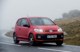 Volkswagen Up GTI, front