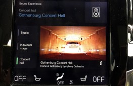 Volvo XC90 T6 2015, Concert Hall display