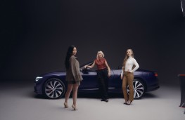 Tina Guo, Anna Lapwood and Sister Bliss with Bentley Continental GTC
