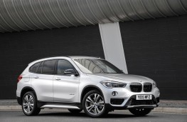 BMW X1, side