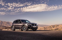 BMW X3, front