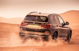BMW X3, rear