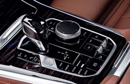 BMW X5, 2018, gear lever