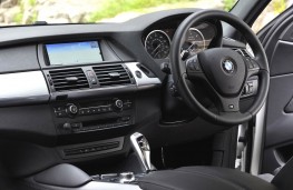 BMW X6 M50d, interior