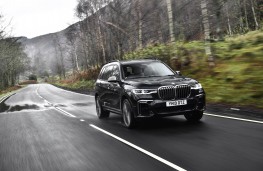 BMW X7 M50d, 2019, front