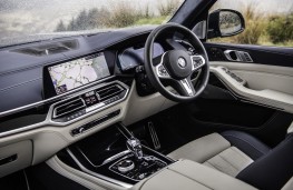 BMW X7 M50d, 2019, interior