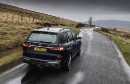BMW X7 M50d, 2019, rear
