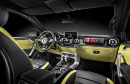 Mercedes-Benz Concept X-Class, powerful adventurer, interior