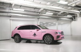 Bentley Bentayga in Joe & The Juice livery, 2025, side