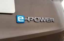 Nissan X-Trail, 2026, e-POWER badge