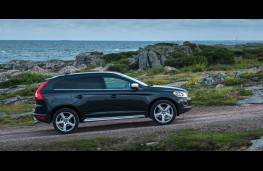 Volvo XC60, side