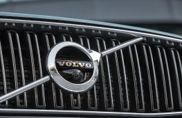 Volvo XC90, grey, badge