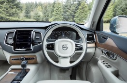 Volvo XC90, grey, dashboard
