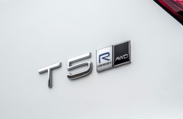 Volvo XC40 T5 AWD R-Design, 2018, badge