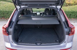 Volvo XC-60, 2026, boot