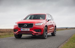 Volvo XC90 R-Design, front