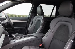 Volvo XC90 R-Design, interior