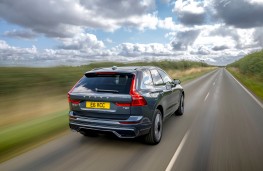 Volvo XC60, 2025, rear