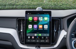 Volvo XC-60, 2026, display screen