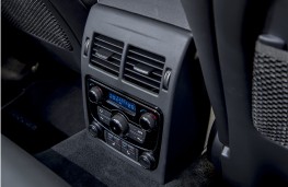 Jaguar XF Sportbrake, 2017, rear vent controls