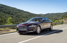 Jaguar XF, Portfolio, front, action