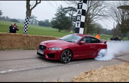 Jaguar XFR-S, front