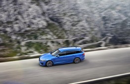 Jaguar XFR-S Sportbrake, side