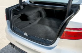 Jaguar XF, boot