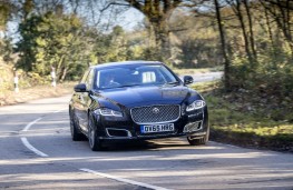 Jaguar XJ LWB Autobiography, 2016, front