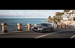 Jaguar XJR575, 2017, side, action