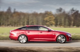 Jaguar XJ R-Sport, 2016, side