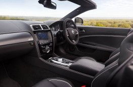 Jaguar XKR-S Convertible, interior