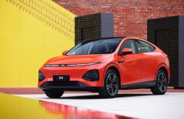 XPeng G6 Long Range, 2025, front
