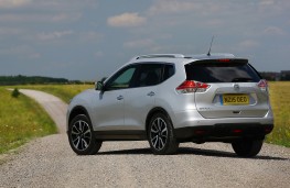 Nissan X-Trail, 2016, rear