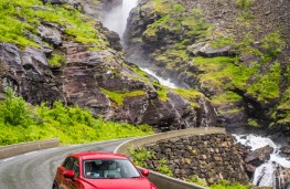 Mazda CX-3, 2017, vertical
