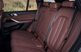 BMW X5, 2018, rear seats