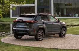 Yaris Cross GR Sport, 2026, rear